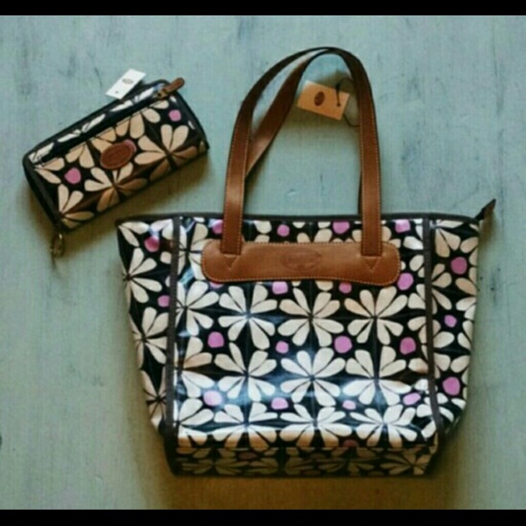 Fossil Handbags - Fossil KeyPer Shopper and Matching  Clutch