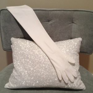 ❤ Vintage White Opera Gloves