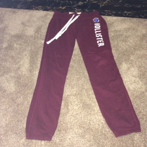 Maroon hollister xs sweatpants