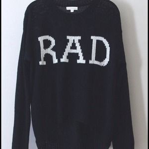 Rad sweater