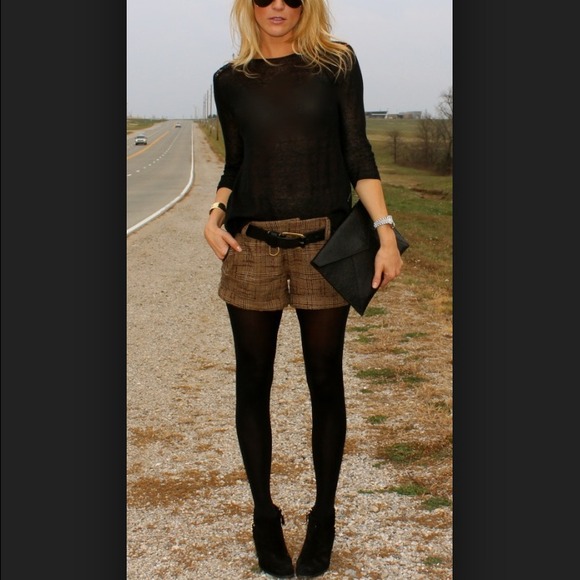 Lola Tweed Shorts Size 3 - Picture 3 of 3