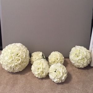 Decorative flower balls