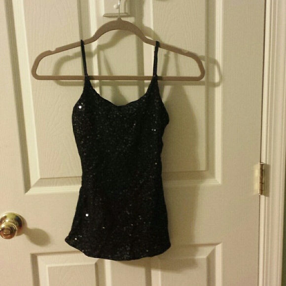 Sequin tank