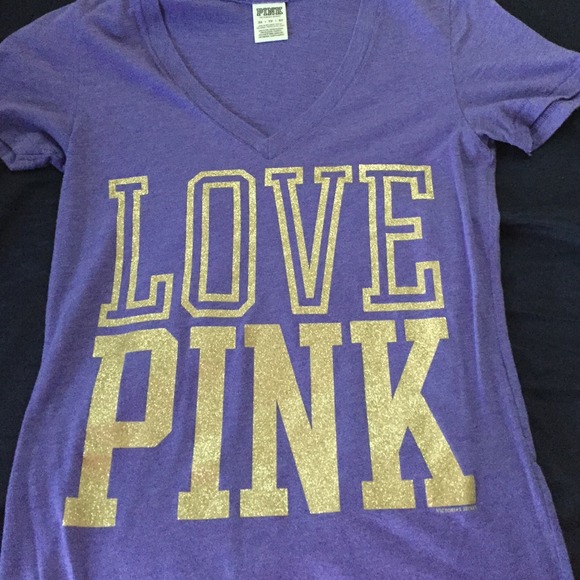 Light purple v-neck from PINK
