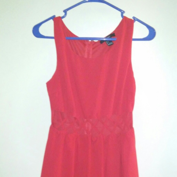 Flirty - Picture 3 of 4