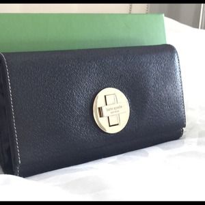 Kate Spade Newbury Lane Sally wallet