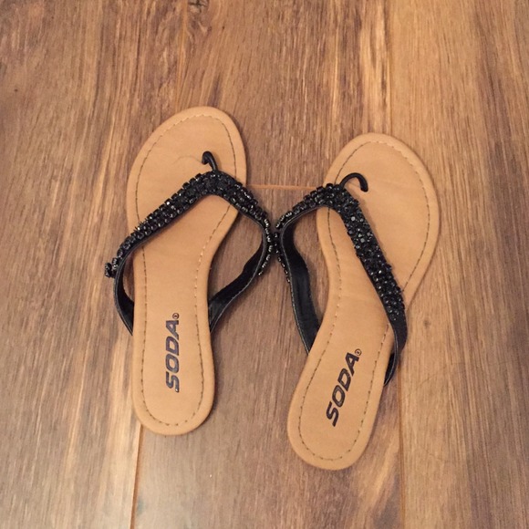 Soda flip flops