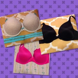 RESERVED Beautiful bra bundle! 💋
