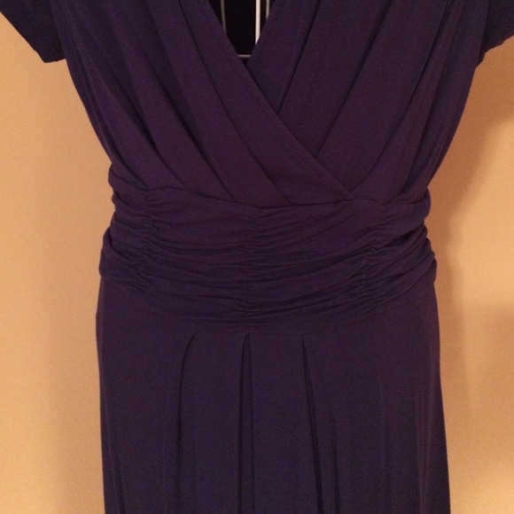 Beautiful flowing knit dress - Picture 3 of 4