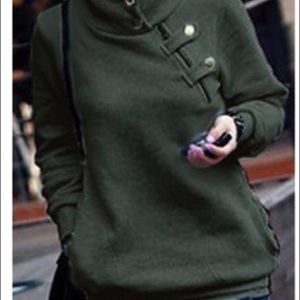 Forest green hoodie button detail