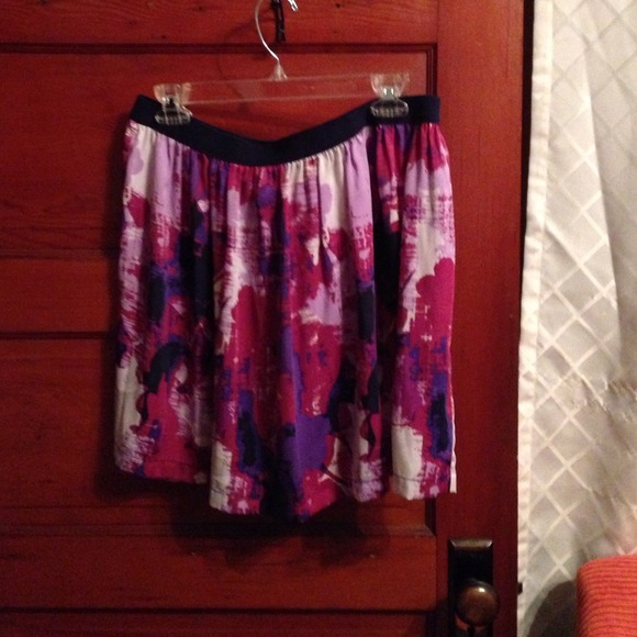 Print skirt.