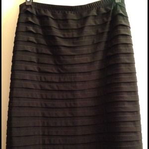 Black tiered skirt