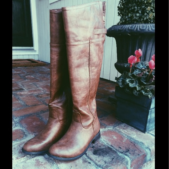 Size 8 tan over the knee boots