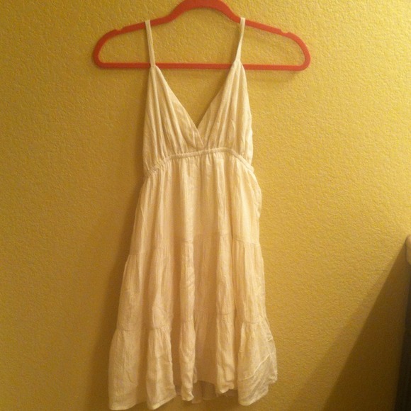dress - Picture 1 of 3