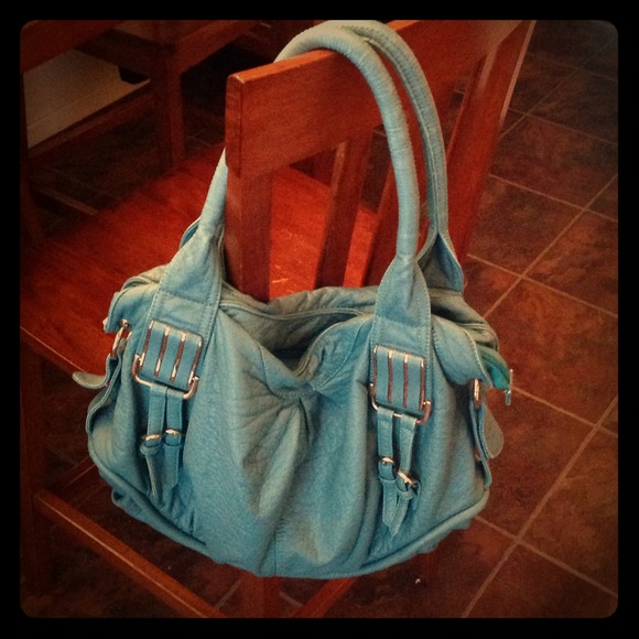 Turquise leather purse