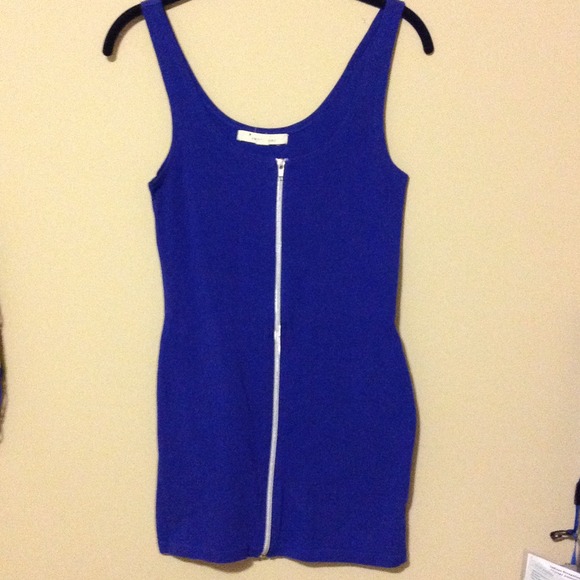 Purple dress with zipper