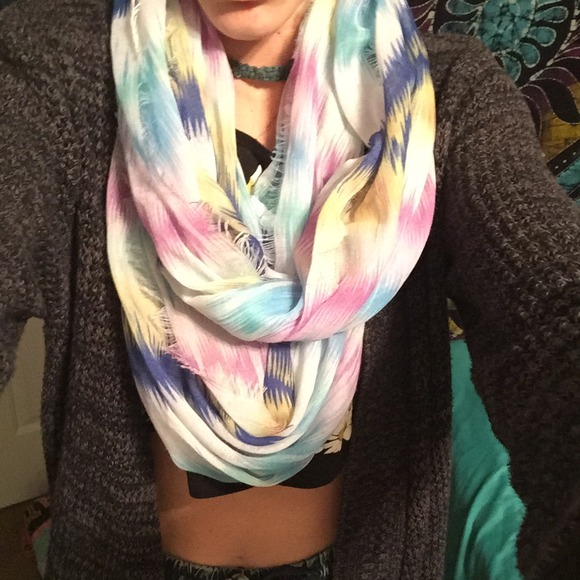 Infinity Scarf - Picture 2 of 2