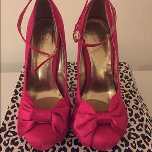 Fuchsia sexy heels-"sexy bride sticker"