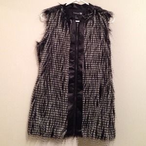 Forever 21 faux fur vest