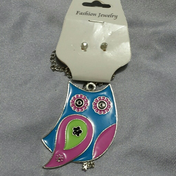 🚫sold🚫Owl necklace with earrings