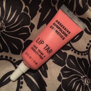 Obsessive Compulsive Cosmetics LIP TAR