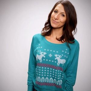 REDUCED**TheChive Moose Ugly Sweater Pullover tee
