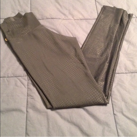 Liquido Workout Pants