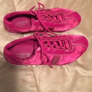 ⭐️Coach Sneakers⭐️