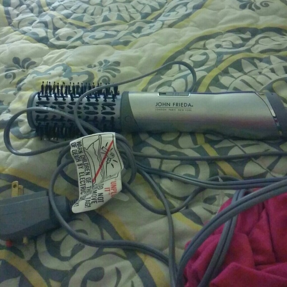Hot air brush