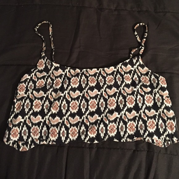 ⚠️ Trading Brandy Melville Crop Top