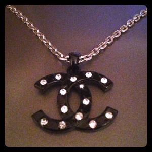 CHANEL necklace black and studded