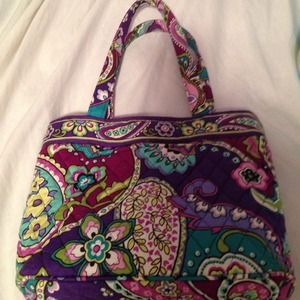 Vera Bradley purse in the pattern "heather"