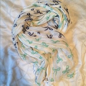 American eagle scarf