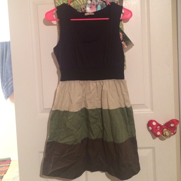 ⛔️DONATED⛔️Dress