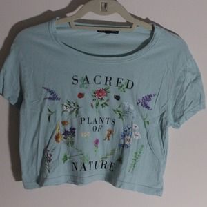 Crop Graphic Tee