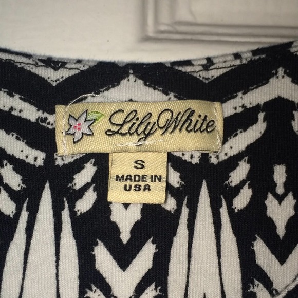 Lily White Printed crop top tank - Picture 3 of 3