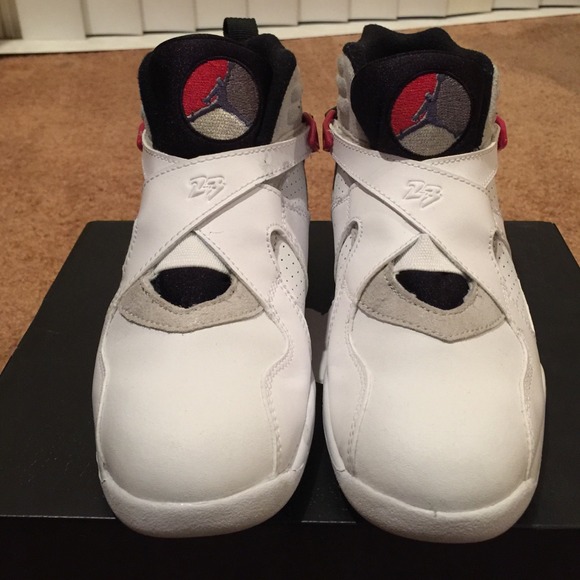 Jordan 8 Retro - Picture 2 of 4