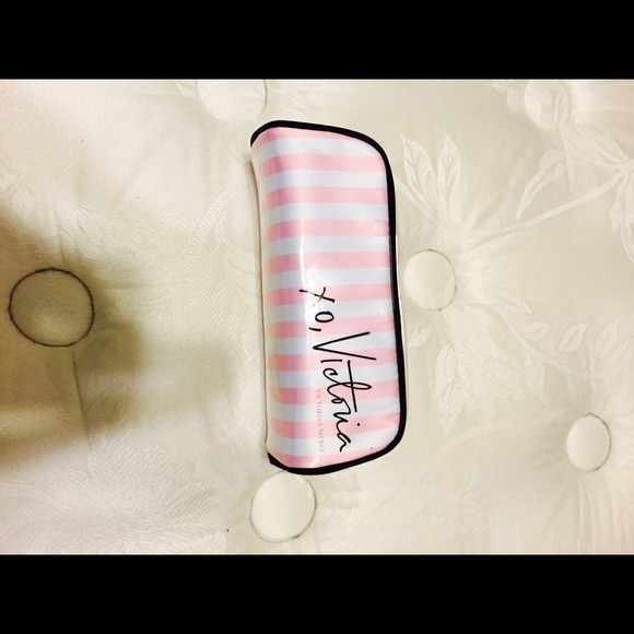 Small make up bag
