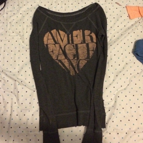 American Eagle Sweater 💕💕