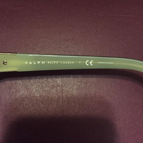 😍100% authentic Ralph by Ralph Lauren sunglasses - Picture 2 of 4