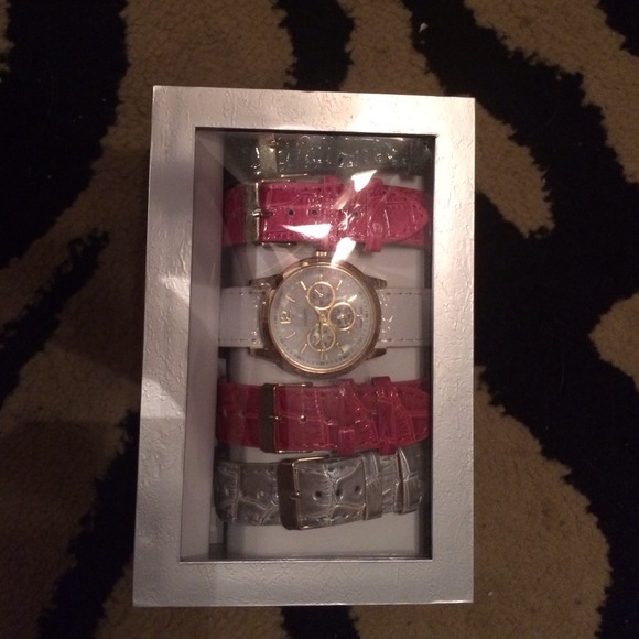 Watches with changeable bands