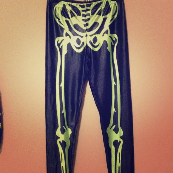 Skeleton leggings! BRAND NEW!