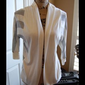 Buttons Stripe Cardigan in White and Gray