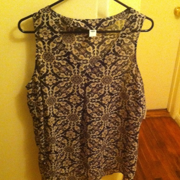 Sheer hi low floral blouse