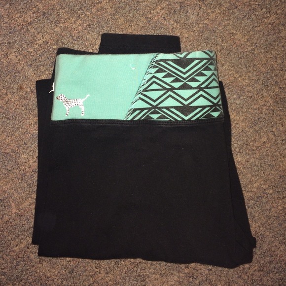 Victoria Secret Pink yoga pants
