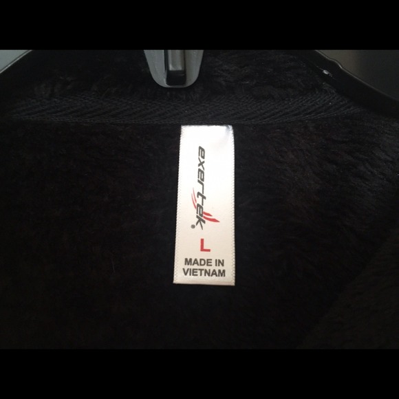 Cute, soft, cuddly furry brown jacket-Lg - Picture 2 of 4