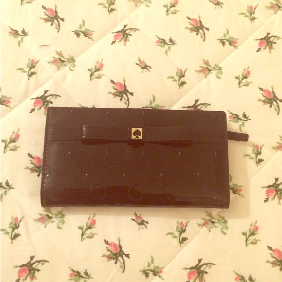 SOLD Brand New Authentic kate spade wallet