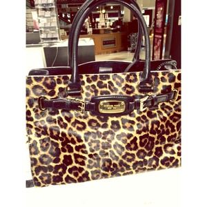 Additional pics of Michael kors bag