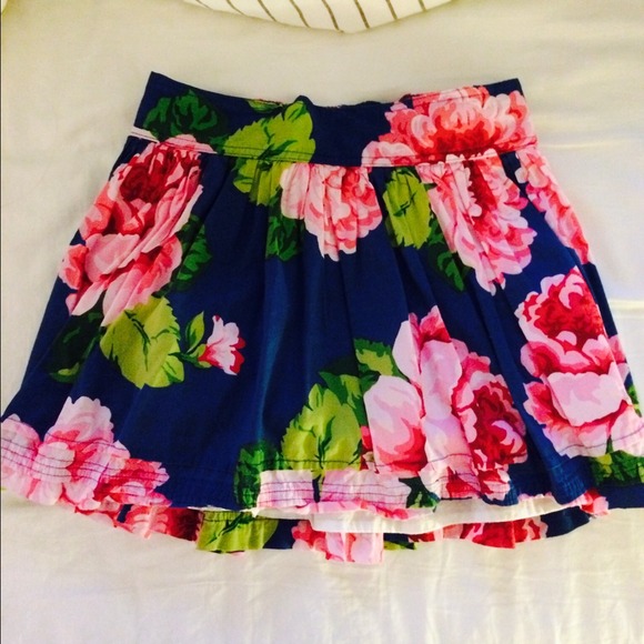 Abercrombie & Fitch floral skirt