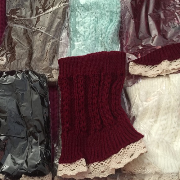 (3) brand new Short leg warmer - Picture 3 of 3